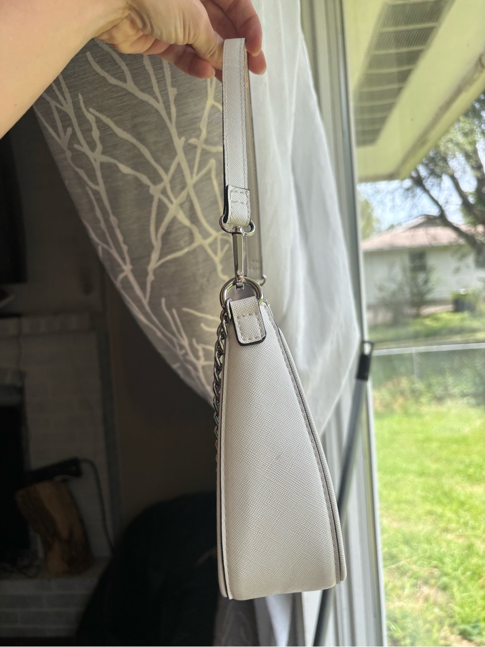 Aldo Holographic Iridescent Shoulder Bag with Silver chain accent - Picture 3 of 4
